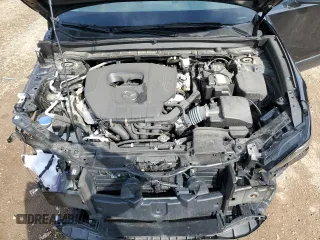 2024 Mazda CX-30 S with VIN 3MVDMBAM7RM673718, listed as a Copart auction lot 55478305 with 16,745 mi miles and Salvage title. Bid and sale history available at DreamBid. Image 11.