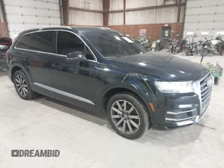 2017 Audi Q7 Premium Plus with VIN WA1LAAF74HD053058, listed as a IAAI auction lot 42008360 with 210,228 mi miles. Bid and sale history available at carsss.com. Image 1.