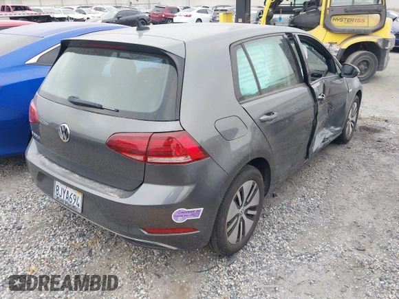 2019 Volkswagen Golf SEL Premium с VIN WVWPR7AU0KW911072, выставлен на аукционе IAAI как лот 42028291 с пробегом 33 726 миль миль и . История ставок и продаж доступна на DreamBid. Изображение 4.