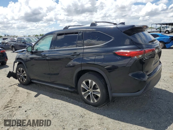 2022 Toyota Highlander XLE z VIN 5TDHZRBH0NS202972, wystawiony jako Copart lot #56211025 z przebiegiem 29 021 mil mil oraz Szkoda całkowita • Salvage title. Historia ofert i sprzedaży dostępna na DreamBid. Obrazek 2.