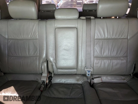 2006 Toyota Sequoia SR5 with VIN 5TDBT44A06S258325, listed as a Copart auction lot 49032035 with 339,323 mi miles and Salvage Title. Bid and sale history available at DreamBid. Image 10.