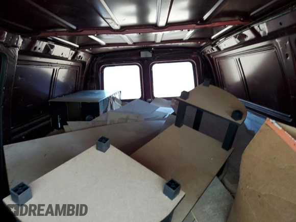 2009 Ford Econoline Cargo Commercial z VIN 1FTSE34L89DA25539, wystawiony jako Copart lot #62852695 z przebiegiem Nie podano mil oraz Czysty tytuł • Clean title. Historia ofert i sprzedaży dostępna na DreamBid. Obrazek 10.