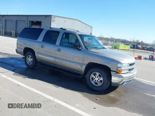 2002 Chevrolet Suburban LS with VIN 3GNEC16Z32G339558, listed as a IAAI auction lot 41739334 with 198,291 mi miles. Bid and sale history available at carsss.com. Image 1.