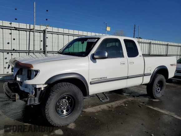 2000 Toyota Tundra SR5 with VIN 5TBBT4415YS050193, listed as a Copart auction lot 53702725 with 136,081 mi miles and Salvage Title. Bid and sale history available at DreamBid. Image 1.