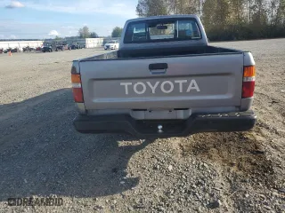 1993 Toyota 2WD Pickups with VIN 4TARN81A8PZ061273, listed as a Copart auction lot 72385394 with 139,707 mi miles and Salvage Title. Bid and sale history available at carsss.com. Image 6.