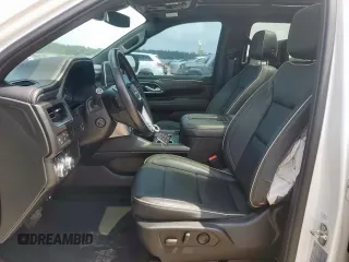 2021 GMC Yukon XL SLT with VIN 1GKS2GKD6MR429631, listed as a Copart auction lot 61150855 with 51,560 mi miles and Salvage title. Bid and sale history available at DreamBid. Image 7.