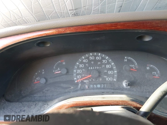 2002 Ford Econoline Cargo z VIN 1FDSE34L72HB41096, wystawiony jako IAAI lot #37394945 z przebiegiem 241 707 mil mil oraz . Historia ofert i sprzedaży dostępna na DreamBid. Obrazek 7.