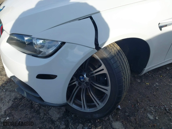 2013 BMW M3 with VIN WBSKG9C57DJ593607, listed as a IAAI auction lot 41586910 with 102,940 mi miles. Bid and sale history available at carsss.com. Image 6.