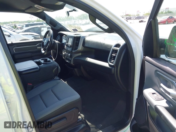 2022 Ram 1500 Big Horn with VIN 1C6RRFBG0NN287478, listed as a IAAI auction lot 42247112 with 43,275 mi miles and . Bid and sale history available at DreamBid. Image 5.