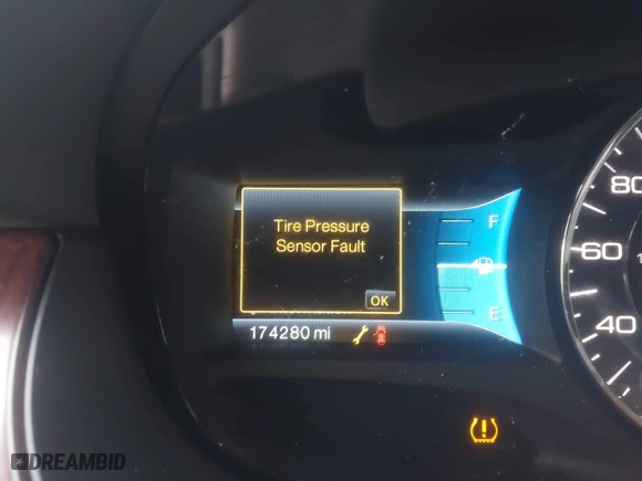 2011 Ford Edge Limited with VIN 2FMDK4KC3BBA68431, listed as a IAAI auction lot 41812789 with 174,280 mi miles. Bid and sale history available at carsss.com. Image 15.