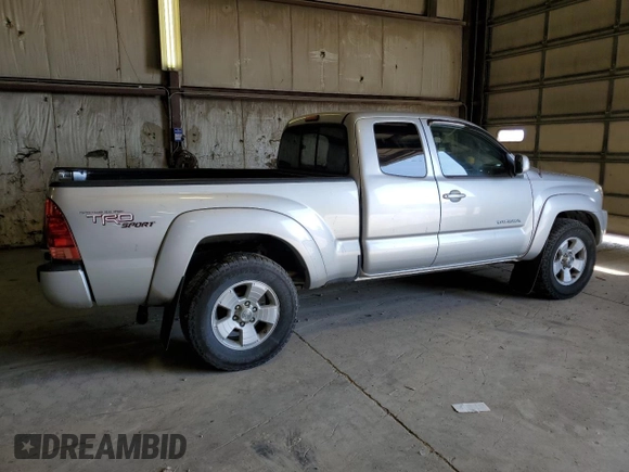 2008 Toyota Tacoma PreRunner with VIN 5TETU62N98Z551150, listed as a Copart auction lot 54202875 with 215,176 mi miles and Salvage title. Bid and sale history available at DreamBid. Image 3.