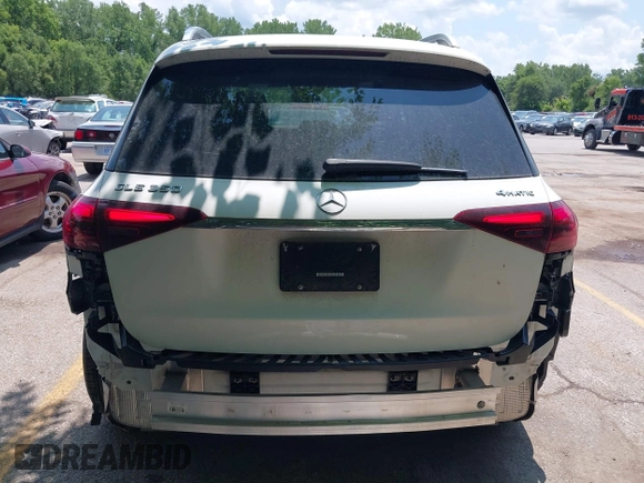 2024 Mercedes-Benz GLE 350 with VIN 4JGFB4FE3RB009514, listed as a IAAI auction lot 42533348 with 39,920 mi miles and . Bid and sale history available at DreamBid. Image 17.