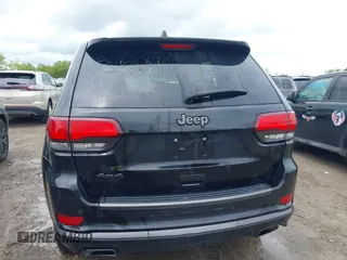 2018 Jeep Grand Cherokee Overland z VIN 1C4RJFCT2JC234220, wystawiony jako IAAI lot #42240365 z przebiegiem 84 753 mil mil oraz . Historia ofert i sprzedaży dostępna na DreamBid. Obrazek 16.