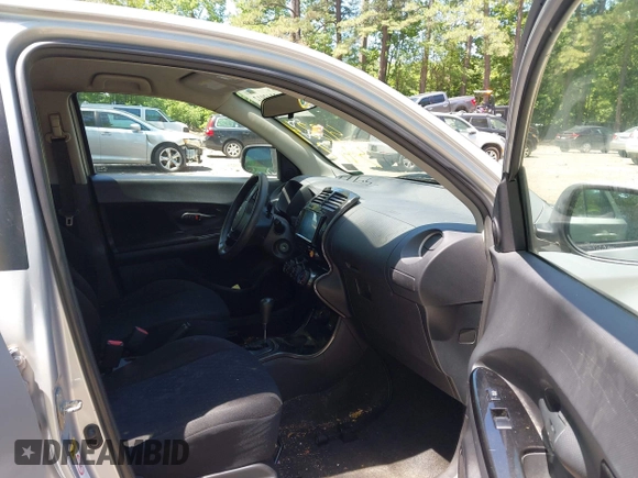 2009 Scion xD z VIN JTKKU10459J042833, wystawiony jako IAAI lot #42243912 z przebiegiem 249 495 mil mil oraz . Historia ofert i sprzedaży dostępna na DreamBid. Obrazek 5.