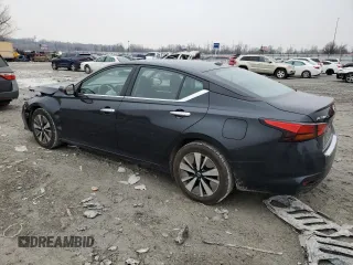 2022 Nissan Altima 2.5 SV with VIN 1N4BL4DV0NN408849, listed as a Copart auction lot 45090835 with 39,341 mi miles and Salvage Title. Bid and sale history available at carsss.com. Image 2.