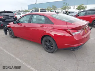 2022 Hyundai Elantra Essential with VIN KMHLM4AG7NU260864, listed as a IAAI auction lot 41778502 with 29,405 mi miles. Bid and sale history available at carsss.com. Image 3.