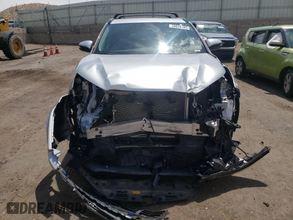 2018 Toyota Highlander SE with VIN 5TDJZRFH3JS895705, listed as a Copart auction lot 58028185 with 23,800 mi miles and Salvage title. Bid and sale history available at DreamBid. Image 5.