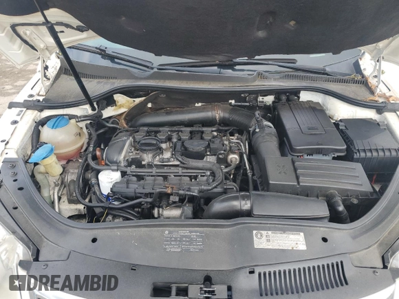 2011 Volkswagen Eos Komfort with VIN WVWBW7AH2BV003170, listed as a Copart auction lot 55771285 with 129,847 mi miles and Salvage Title. Bid and sale history available at DreamBid. Image 11.