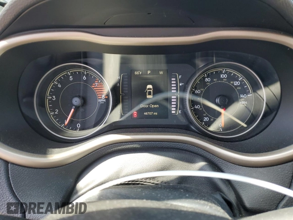 2016 Jeep Cherokee Latitude with VIN 1C4PJMCS5GW341403, listed as a Copart auction lot 54129745 with 46,707 mi miles and Salvage Title. Bid and sale history available at carsss.com. Image 9.