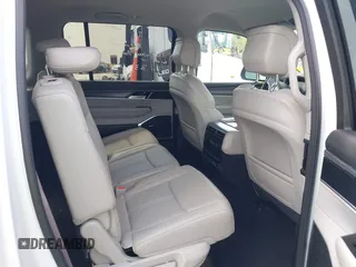 2024 Jeep Wagoneer Series II with VIN 1C4SJVBP6RS101526, listed as a IAAI auction lot 41684750 with 31,415 mi miles and . Bid and sale history available at DreamBid. Image 8.