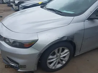 2018 Chevrolet Malibu LT z VIN 1G1ZD5ST7JF150565, wystawiony jako IAAI lot #42069844 z przebiegiem 180 382 mil mil oraz . Historia ofert i sprzedaży dostępna na DreamBid. Obrazek 6.