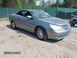 2008 Chrysler Sebring Touring with VIN 1C3LC55R98N118821, listed as a IAAI auction lot 42102685 with 211,537 mi miles. Bid and sale history available at carsss.com. Image 1.