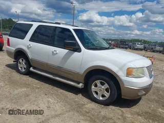 2004 Ford Expedition Eddie Bauer z VIN 1FMFU17L04LB34804, wystawiony jako IAAI lot #42184622 z przebiegiem 222 025 mil mil oraz . Historia ofert i sprzedaży dostępna na DreamBid. Obrazek 1.