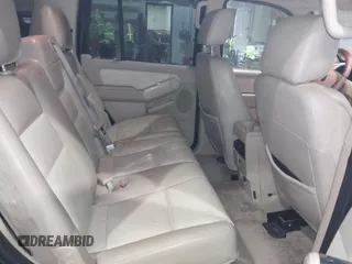 2006 Mercury Mountaineer Luxury with VIN 4M2EU47EX6UJ05577, listed as a IAAI auction lot 41315648 with 158,964 mi miles. Bid and sale history available at carsss.com. Image 8.