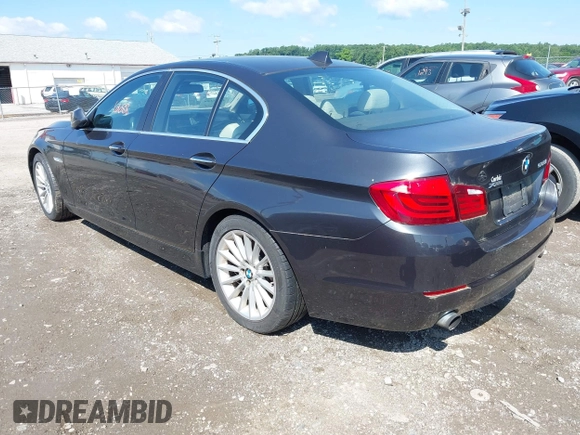 2013 BMW 5 Series 535i xDrive with VIN WBAFU7C5XDDU68439, listed as a IAAI auction lot 42376688 with 153,580 mi miles and . Bid and sale history available at DreamBid. Image 3.