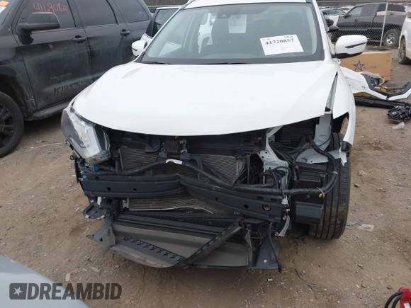 2020 Nissan Rogue SV z VIN KNMAT2MT8LP539943, wystawiony jako IAAI lot #41720857 z przebiegiem 65 624 mil mil oraz . Historia ofert i sprzedaży dostępna na DreamBid. Obrazek 6.