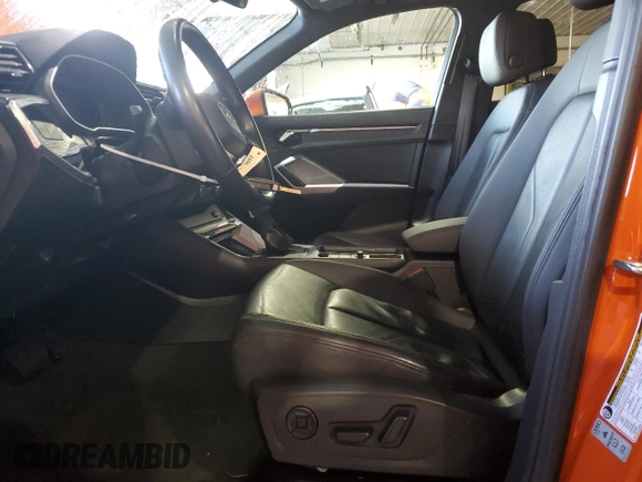 2021 Audi Q3 Premium with VIN WA1AUCF38M1134874, listed as a Copart auction lot 84907564 with 49,873 mi miles and Salvage Title. Bid and sale history available at DreamBid. Image 7.
