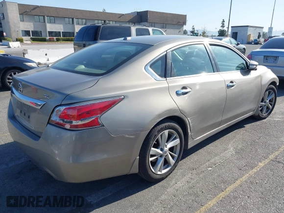 2015 Nissan Altima SL with VIN 1N4AL3AP4FC146262, listed as a IAAI auction lot 41954875 with 105,706 mi miles and . Bid and sale history available at DreamBid. Image 4.