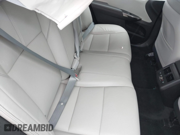 2016 Toyota Avalon XLE Premium z VIN 4T1BD1EB0GU049999, wystawiony jako IAAI lot #41624589 z przebiegiem 61 785 mil mil oraz . Historia ofert i sprzedaży dostępna na DreamBid. Obrazek 8.