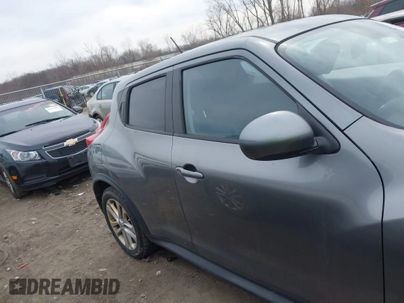2011 Nissan Juke SL with VIN JN8AF5MV6BT013508, listed as a IAAI auction lot 41833046 with 191,517 mi miles. Bid and sale history available at carsss.com. Image 13.