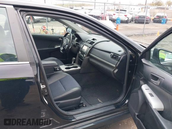 2012 Toyota Camry L with VIN 4T1BF1FK0CU135929, listed as a IAAI auction lot 42059366 with 172,236 mi miles. Bid and sale history available at carsss.com. Image 5.