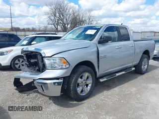 2018 Ram 1500 Big Horn z VIN 1C6RR7GG6JS231331, wystawiony jako IAAI lot #41858511 z przebiegiem 64 514 mil mil oraz . Historia ofert i sprzedaży dostępna na DreamBid. Obrazek 2.