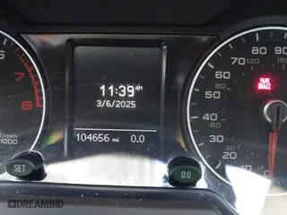2013 Audi Q5 Premium with VIN WA1CFAFP0DA065060, listed as a IAAI auction lot 41720542 with 104,656 mi miles. Bid and sale history available at carsss.com. Image 7.