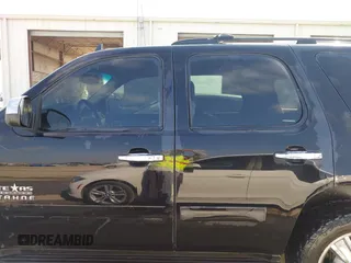 2011 Chevrolet Tahoe LS with VIN 1GNSCAE05BR380084, listed as a IAAI auction lot 42746873 with 386,755 mi miles and . Bid and sale history available at DreamBid. Image 14.