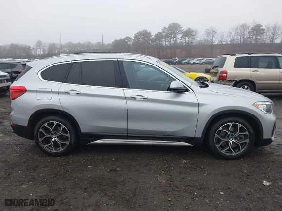 2021 BMW X1 xDrive28i with VIN WBXJG9C04M5T79810, listed as a IAAI auction lot 41471536 with 75,345 mi miles. Bid and sale history available at carsss.com. Image 13.