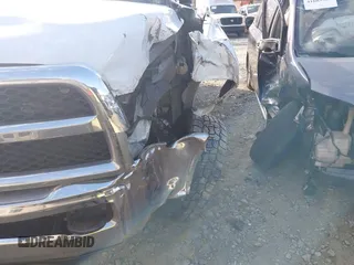 2016 Ram 2500 SLT with VIN 3C6UR5DL2GG132442, listed as a IAAI auction lot 41670645 with 405,051 mi miles. Bid and sale history available at carsss.com. Image 6.