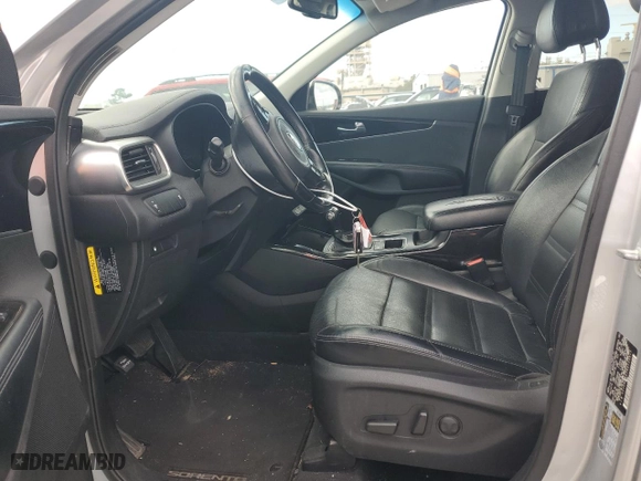 2016 Kia Sorento EX with VIN 5XYPH4A57GG153911, listed as a Copart auction lot 46574435 with 180,069 mi miles and Clean Title. Bid and sale history available at carsss.com. Image 7.
