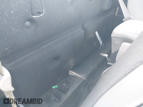 2016 Ford F-150 XL with VIN 1FTMF1CP6GKD46583, listed as a IAAI auction lot 42226353 with 89,890 mi miles and . Bid and sale history available at DreamBid. Image 8.