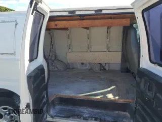 2003 Chevrolet Express Cargo with VIN 1GCFG25T931225679, listed as a Copart auction lot 82352764 with 250,164 mi miles and Clean Title. Bid and sale history available at DreamBid. Image 11.