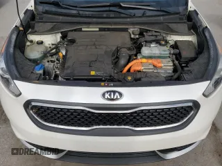 2018 Kia Niro FE with VIN KNDCB3LC3J5188466, listed as a Copart auction lot 63920144 with 83,612 mi miles and Salvage Title. Bid and sale history available at carsss.com. Image 12.