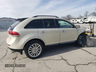 2015 Lincoln MKX z VIN 2LMDJ6JK2FBL31994, wystawiony jako Copart lot #88520725 z przebiegiem 88 022 mil mil oraz Szkoda całkowita • Salvage title. Historia ofert i sprzedaży dostępna na DreamBid. Obrazek 3.