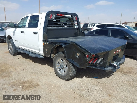2019 Ram 2500 Tradesman with VIN 3C6UR5CLXKG534669, listed as a IAAI auction lot 41828929 with 213,815 mi miles. Bid and sale history available at carsss.com. Image 3.