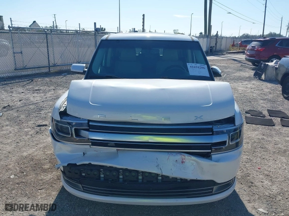 2017 Ford Flex Limited with VIN 2FMGK5D81HBA13240, listed as a IAAI auction lot 41694206 with 113,356 mi miles. Bid and sale history available at carsss.com. Image 12.