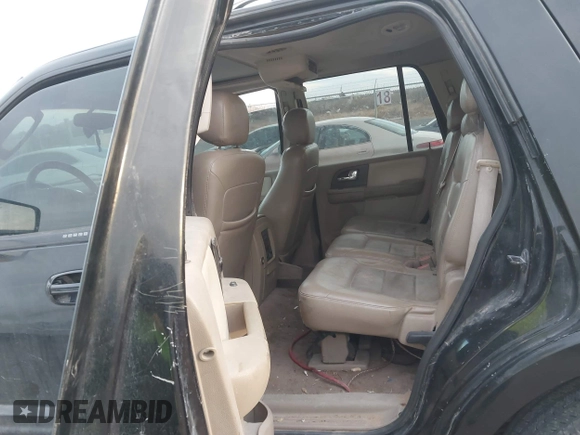 2005 Ford Expedition Limited with VIN 1FMFU20585LA31715, listed as a IAAI auction lot 41626999 with 1 mi miles. Bid and sale history available at carsss.com. Image 8.