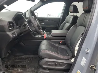 2024 Honda Pilot TrailSport with VIN 5FNYG1H65RB046757, listed as a Copart auction lot 85869214 with 6,535 mi miles and Salvage Title. Bid and sale history available at carsss.com. Image 7.