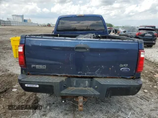 2008 Ford F-250 XL with VIN 1FTNF20588EE00477, listed as a Copart auction lot 61615835 with 351,235 mi miles and Salvage title. Bid and sale history available at DreamBid. Image 6.